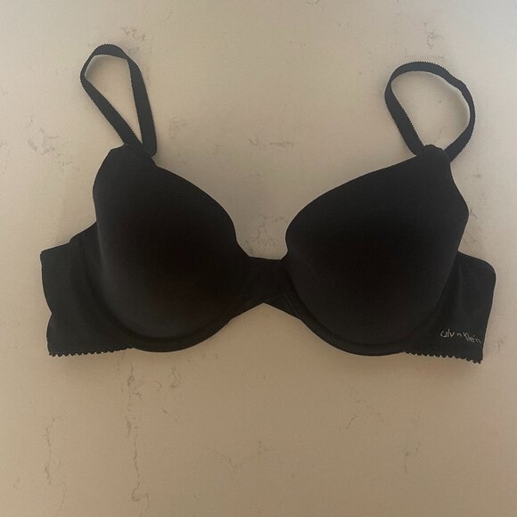 Calvin Klein Perfectly Fit Modern T-Shirt Bra in Black, 34B‎ - Picture 1 of 6
